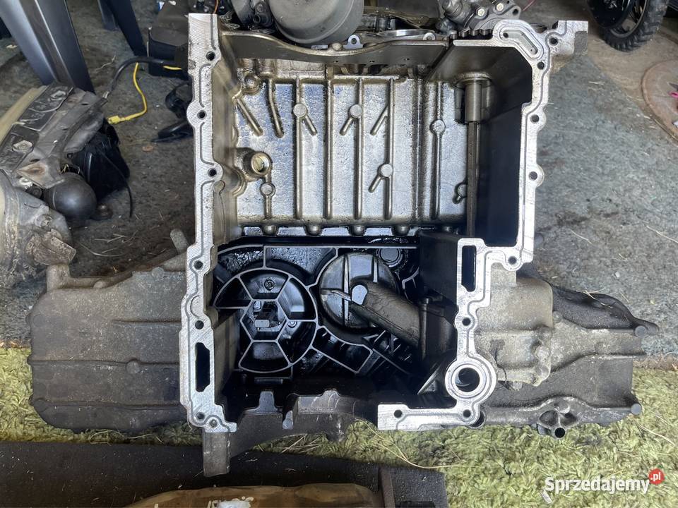Kompletna miska olejowa Audi a6 c6 30 tdi diesel osobowe Drezdenko