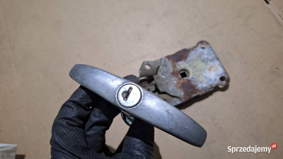 Klamka klapy bagażnika M20 FSO Warszawa Gaz Kraków