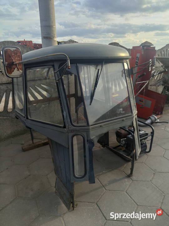 Kabina do ciągnika C411 Piątek