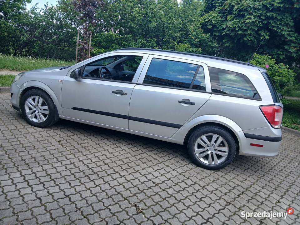 Astra h combi 2009 14gaz klima dziala zamiana ABS kujawsko-pomorskie Bydgoszcz