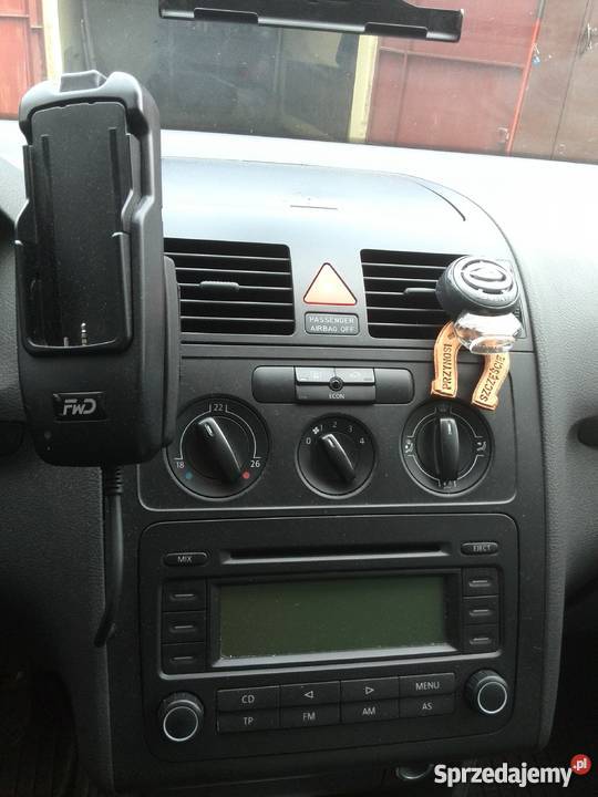 VW TOURAN 19 TDI CZARNY 7 OSOBOWY 6 BIEGOWY 1900cm3 Myślibórz