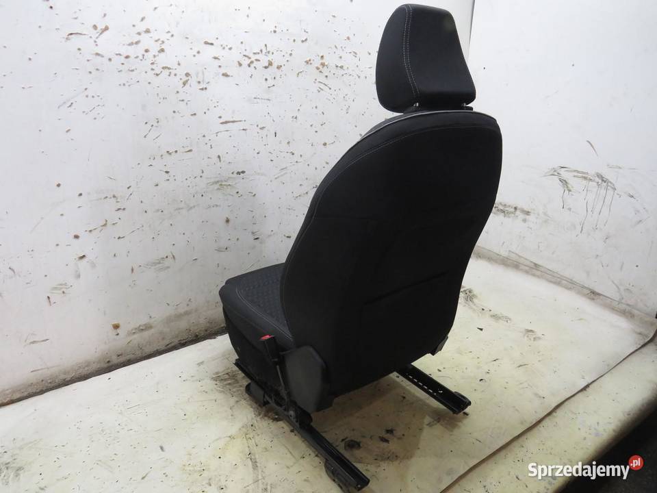 FOTEL PRAWY PRZÓD PRZEDNI FORD FIESTA MK8 5D lubelskie