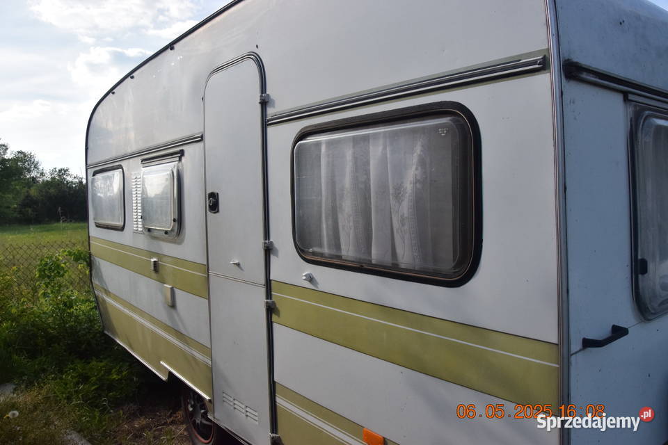 przyczepa kempingowa Knaus 450 Eiffeland Łódź
