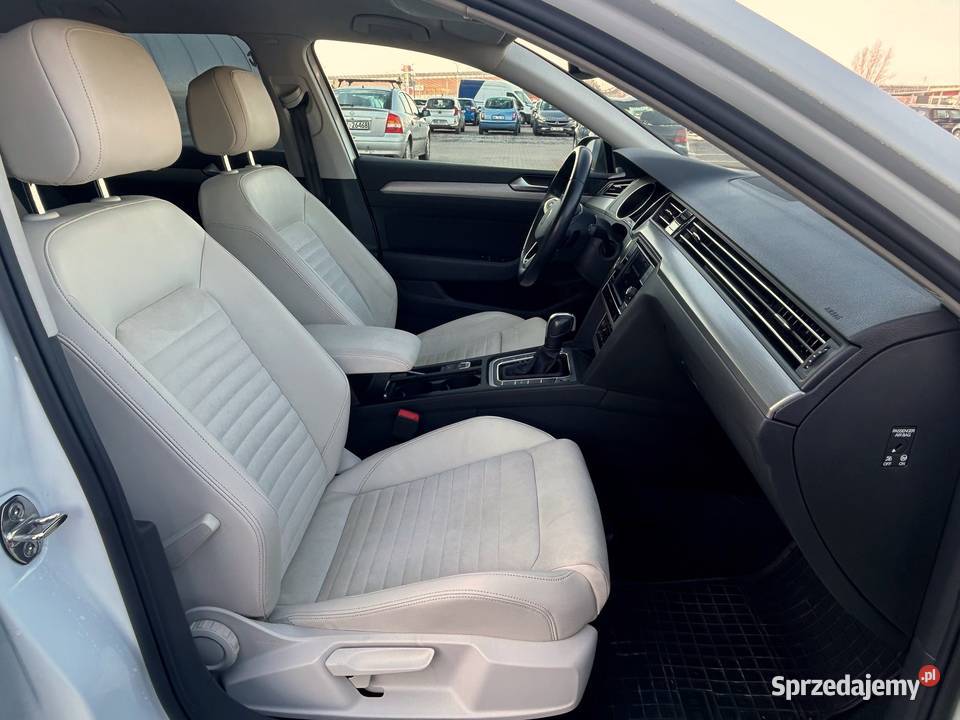 Passat TSI Salon DSG Alcantara bezwypadkowy fv23 Passat