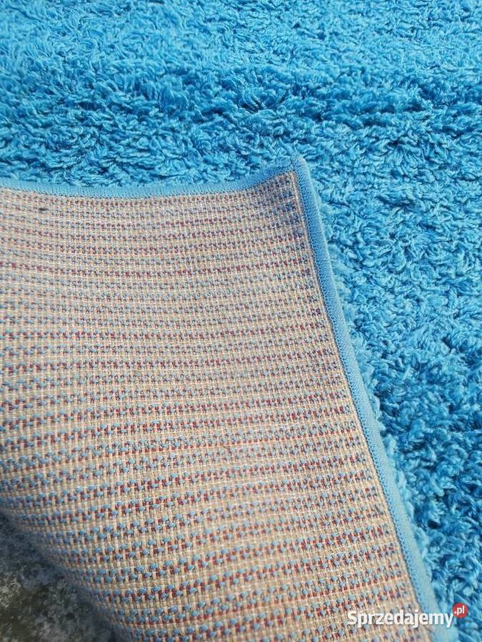 Blekitny dywan o wymiarach 195cmx133 Opole