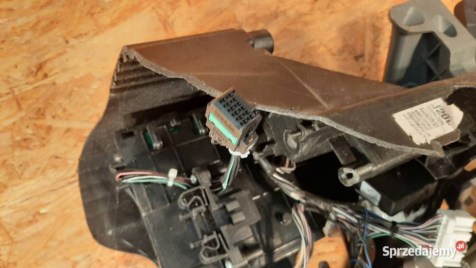 KIA STINGER WIĄZKA OBUDOWA LAMPY LAMPA LED LEWA osobowe Nowy Tomyśl