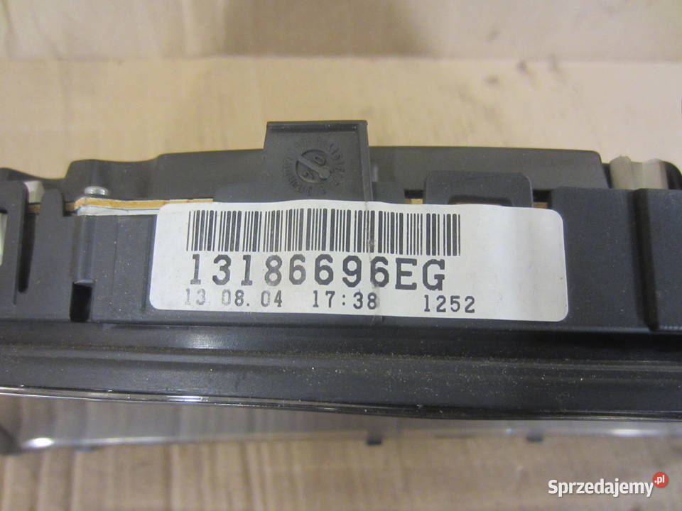 Licznik zegary Opel Vectra C Signum 13186696eg Szczecin