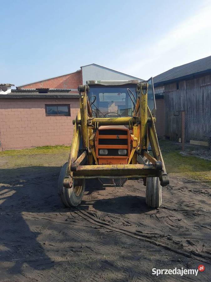 Renault 751 mwm z turem Łask