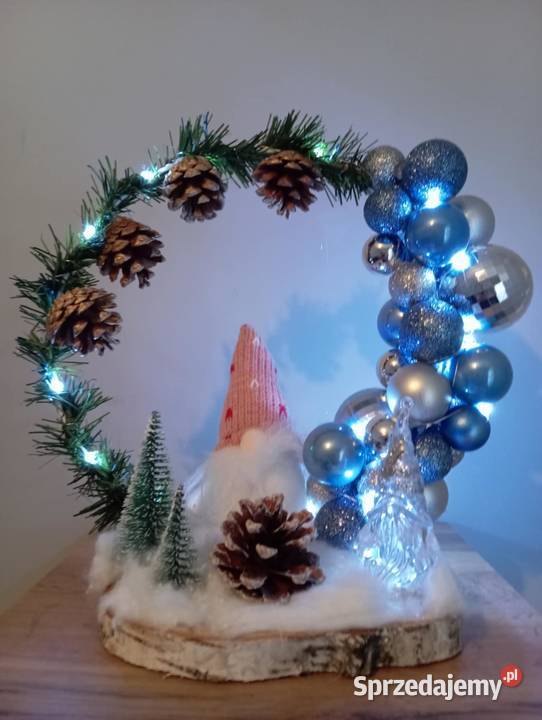 Stroik Bozonarodzeniowy na Plastrze Drzewa Krzyż Wielkopolski