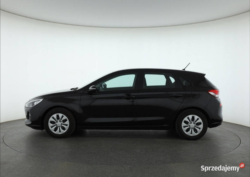 Hyundai i30 14 CVVT radio i30