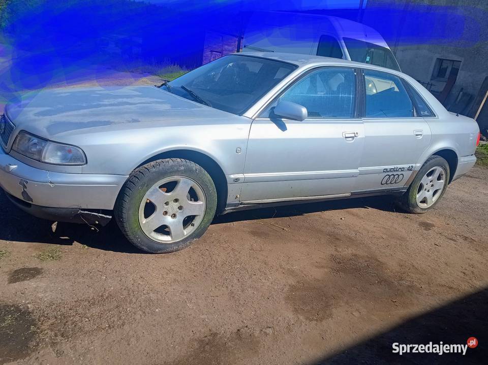 Audi A8 D2 42 Quatro z gazem Doręgowice