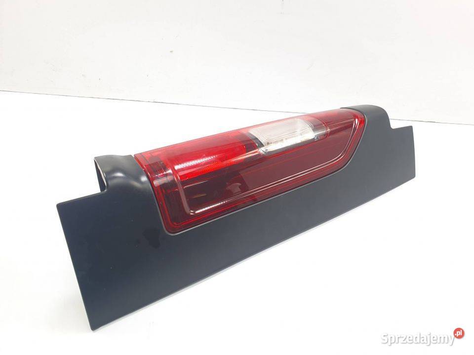 LAMPA PRAWA TYŁ RENAULT TRAFIC III 2020R osobowe Lipno