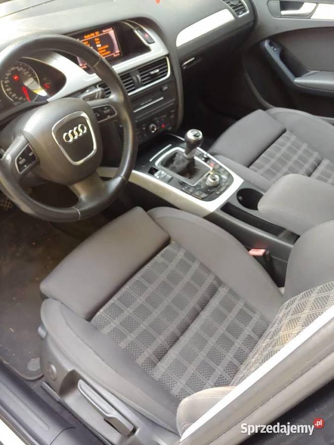 Audi a4 b8 18tfsi 2010r benzyna Mława sprzedam