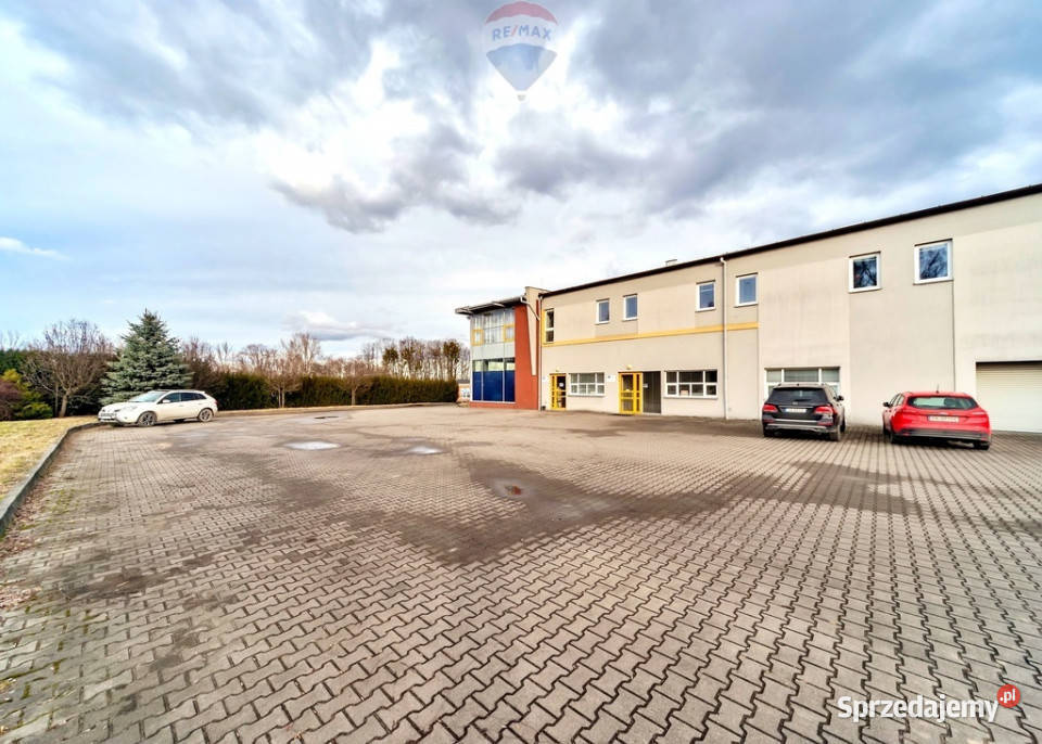 Wjazd z DKHANDELBIURAUSŁUGI TIR Bielsko-Biała