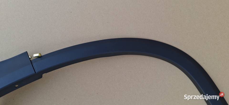 MERCEDES GLA W247 LISTWA NAKŁADKA BŁOTNIKA PRAWY Bieleń sprzedam