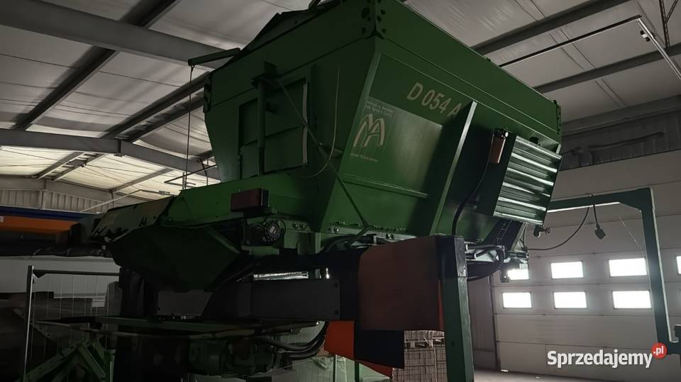 Opryskiwacz Damman samojezdny 4000 litrów 3618m sprzedam