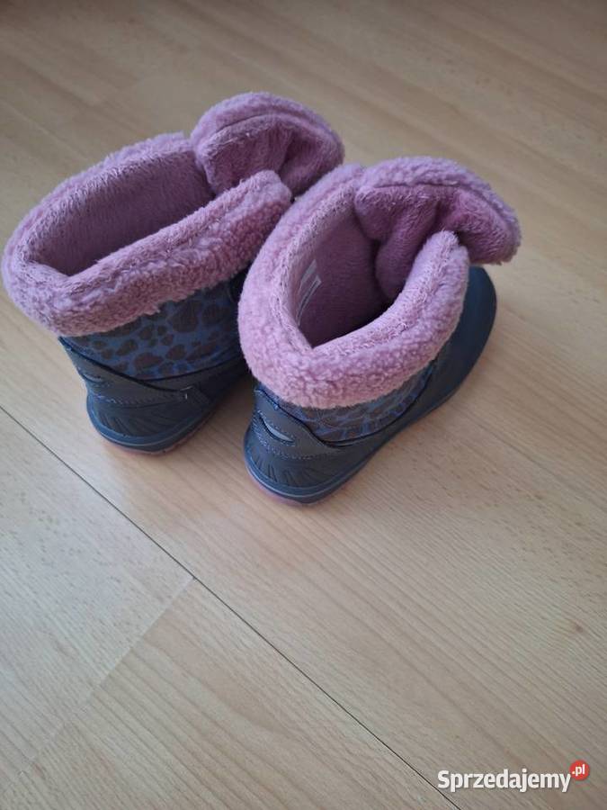 Buty zimowe śniegowce Pieniężno sprzedam