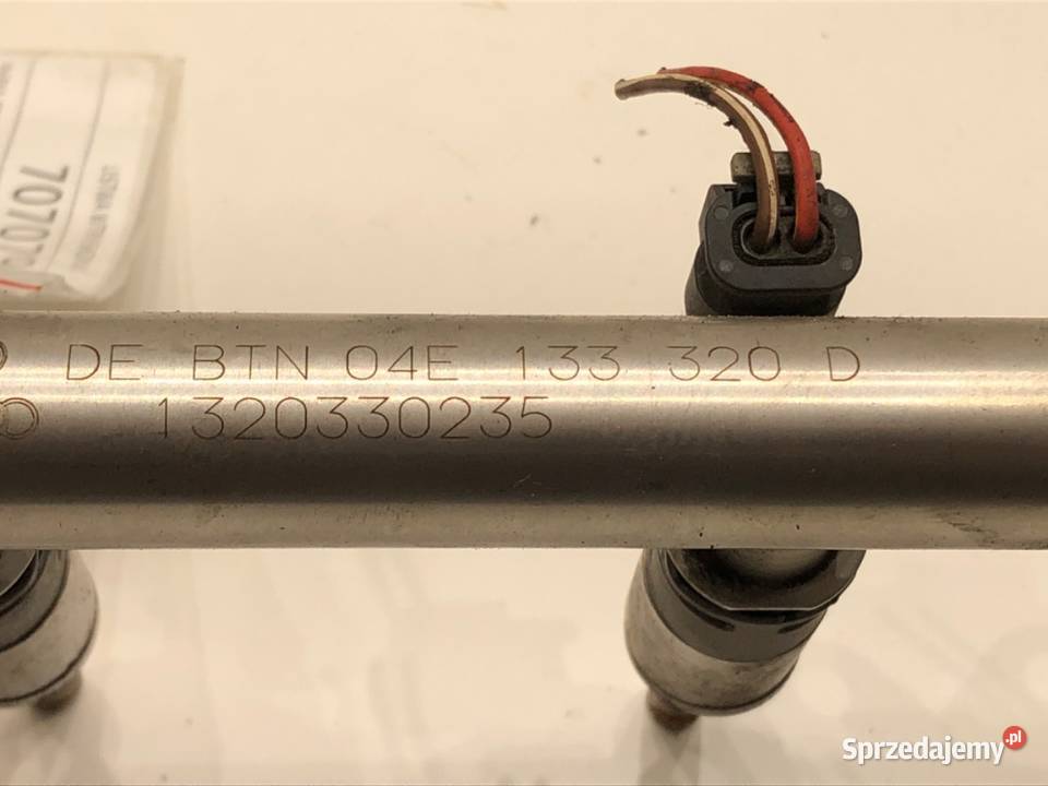 LISTWA WTRYSKOWA VW GOLF VII 04E133320D 12 105 osobowe