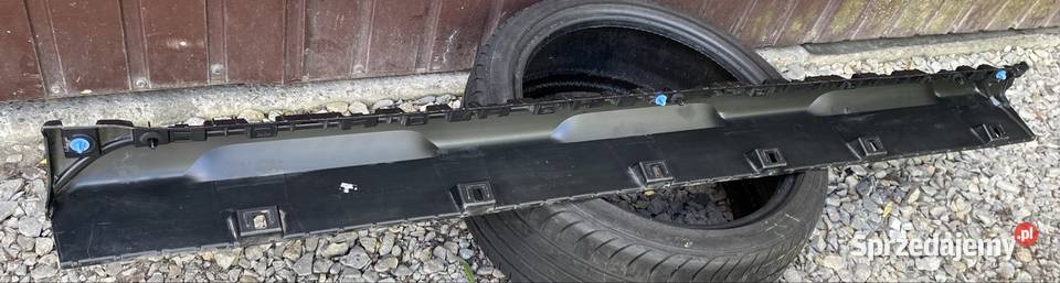 Dacia Duster II lewy próg nakładka progowa Rzeszów sprzedam