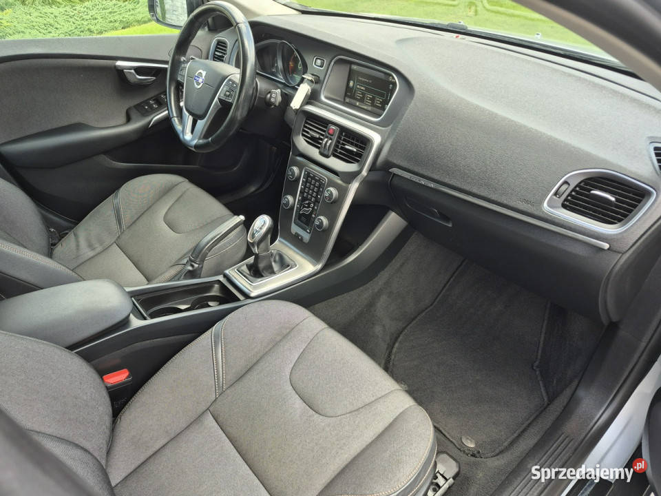 Volvo V40 16 115 CROSS CANTRY navi chromy II klimatyzacja lubelskie Drelów
