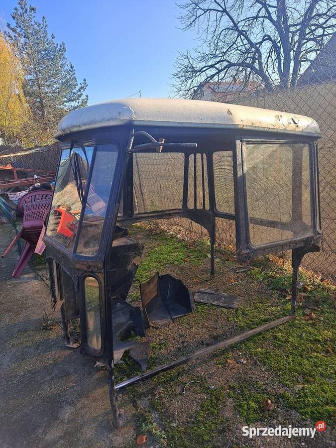 Kabina do c330 i 360 Chocianowiec