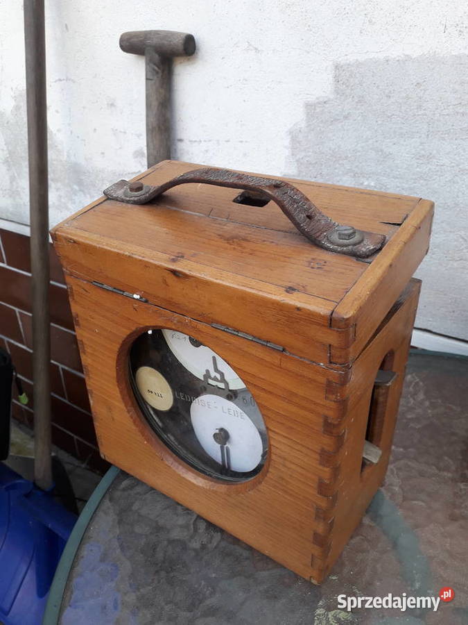 Zegar retro do lotowania gołębi zabytek Warszawa