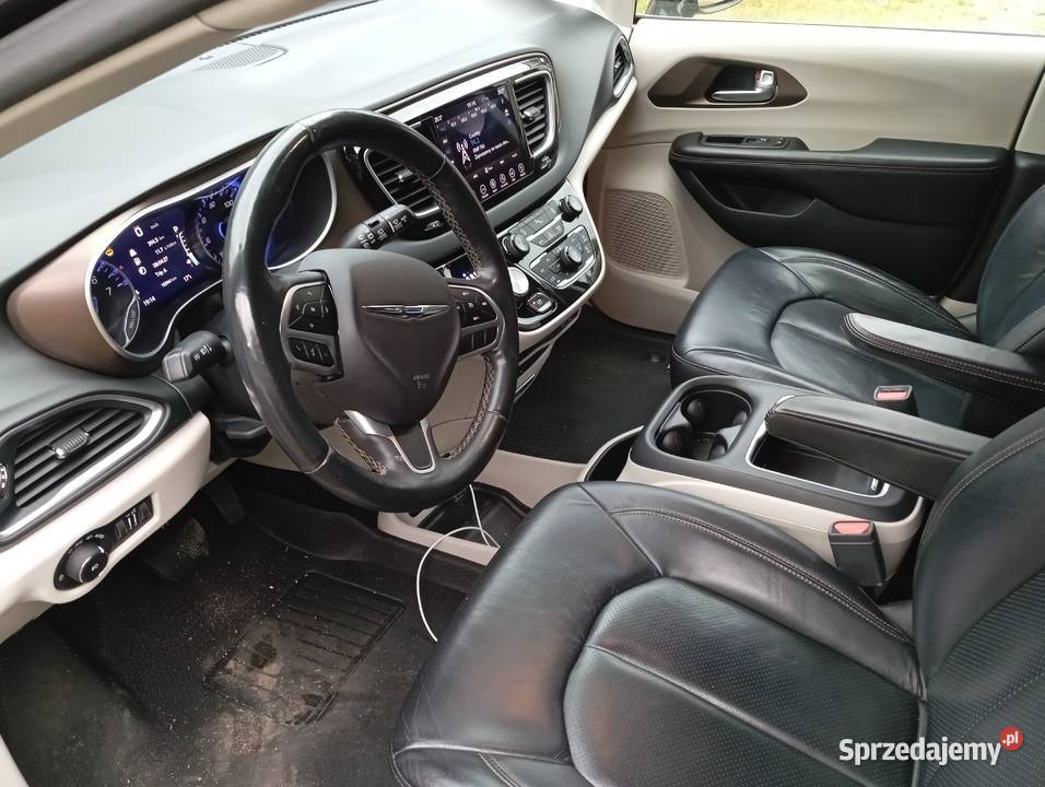 Chrysler Pacifica Touring L Plus Super stan bluetooth Gdynia sprzedam