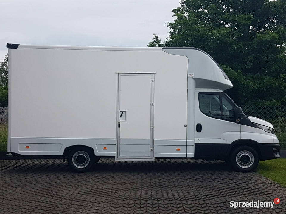 Iveco Daily KONTENER NISKOPODŁOGOWY 444x223x242 biały Poręba