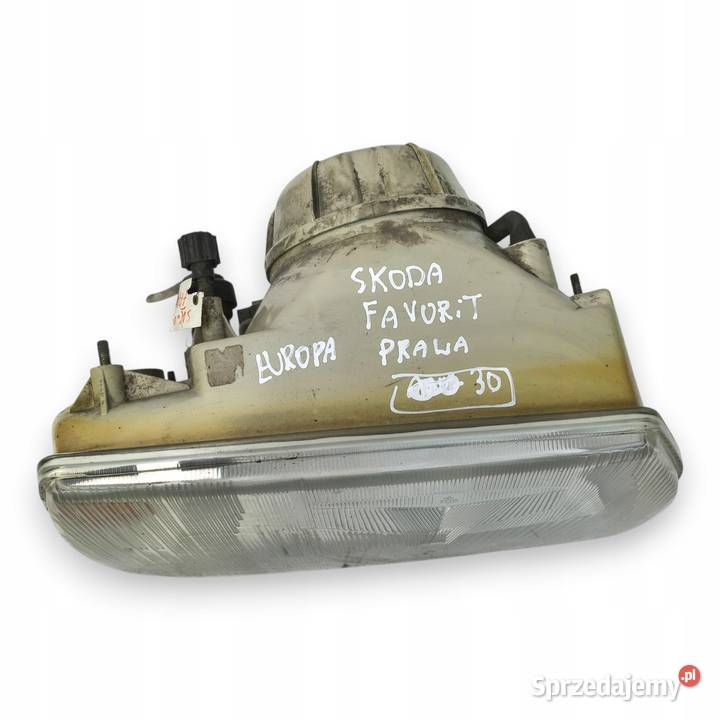 LAMPA PRAWA Skoda Favorit 8895 PRZEDNIA prawy Chełm