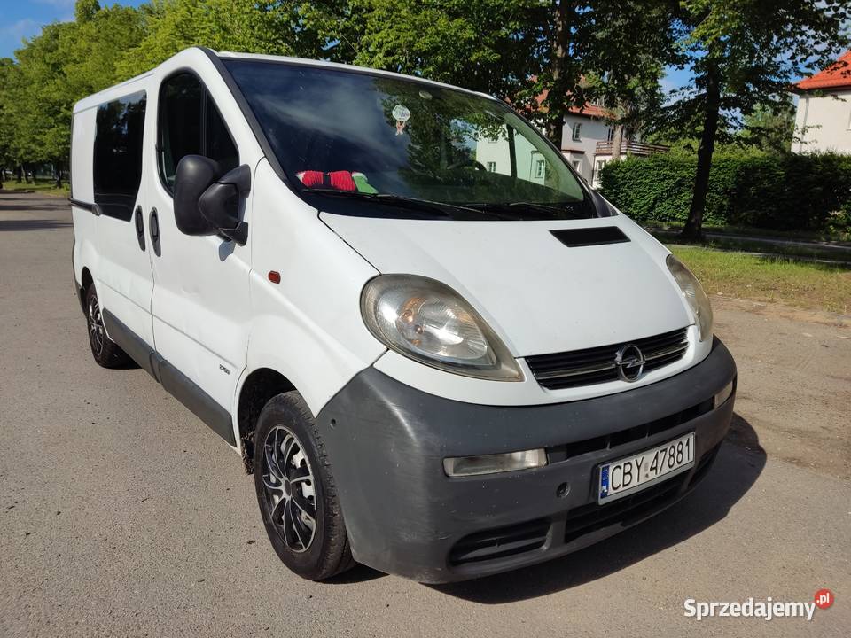 3 osobowa brygadówka VIVARO r2003 p19d sprawne z poduszka powietrzna Elbląg