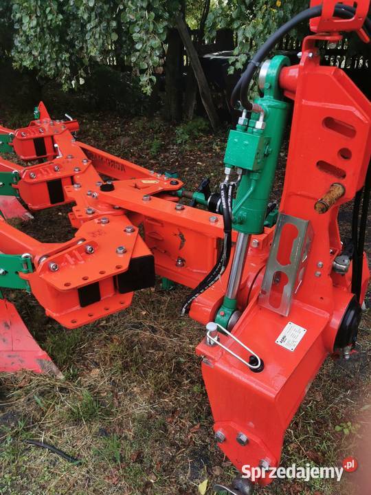 Sprzedam pług obrotowy agro masz 3 3 łódzkie Rogów