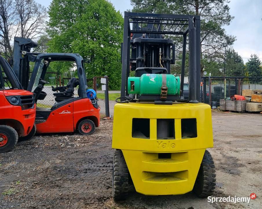 Wózek widłowy Yale GLP25TF 2500 Triplex przesuw