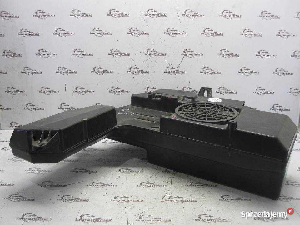 AUDI A4 B7 SLINE 07r subwoofer 27525 10370 osobowe Kielce