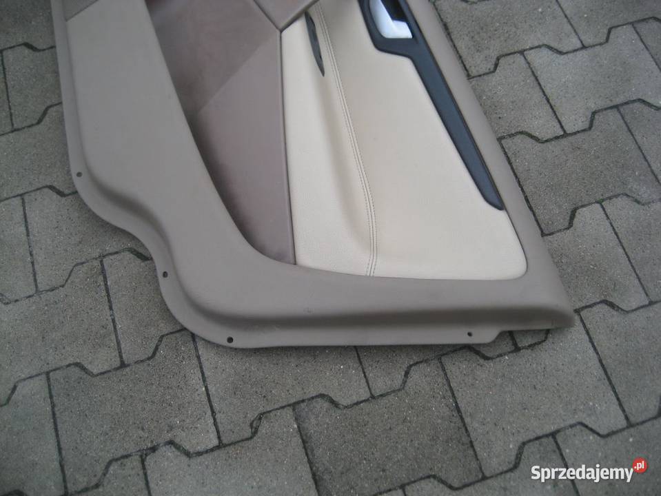 volvo v70 0004r tapicerka boczek drzwi przód osobowe Rakoniewice sprzedam