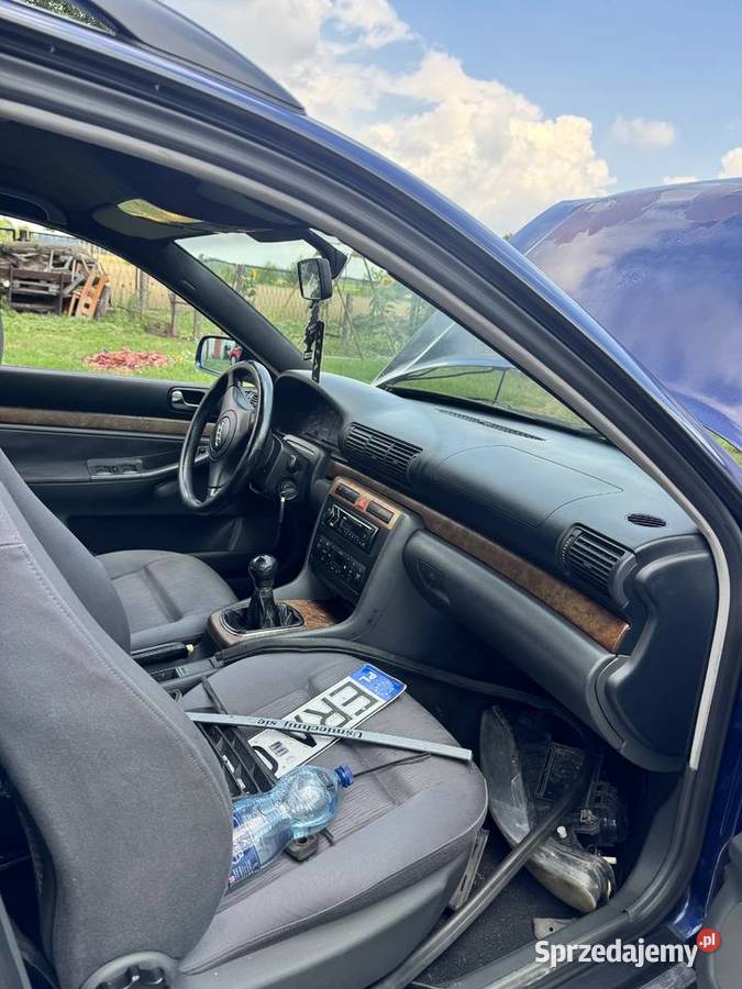 Audi a4 b5 nieuszkodzony łódzkie Radomsko