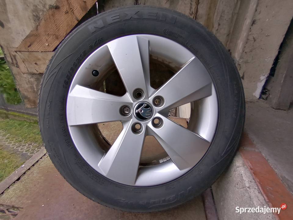 Koła Skoda 155x100 ET38 OPONY 18560R15KPL Nowych sprzedam