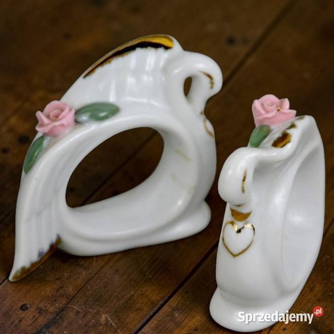 WYPRZEDAŻ Porcelanowe serwetniki do kolekcji 3 Pomiechówek