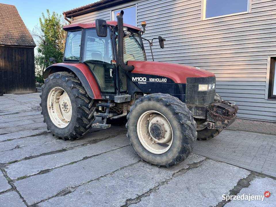 Ciągnik rolniczy  New Holland m100