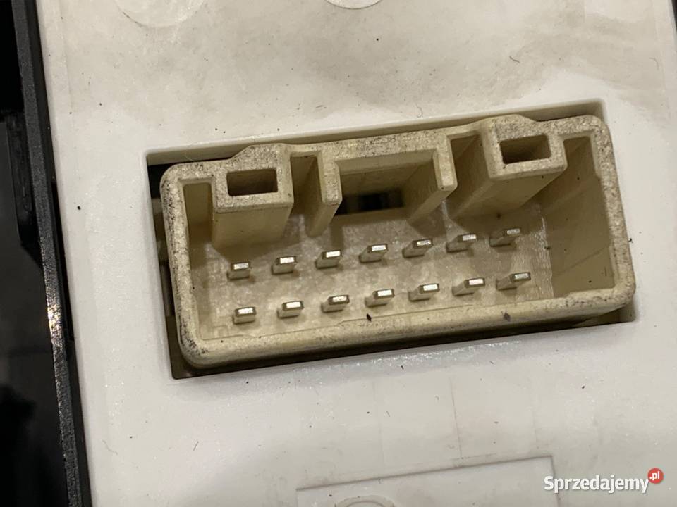 PRZEŁĄCZNIK SZYB MAZDA 3 BM MKA7684L6 Hatchback Mechanizmy opuszczania szyb