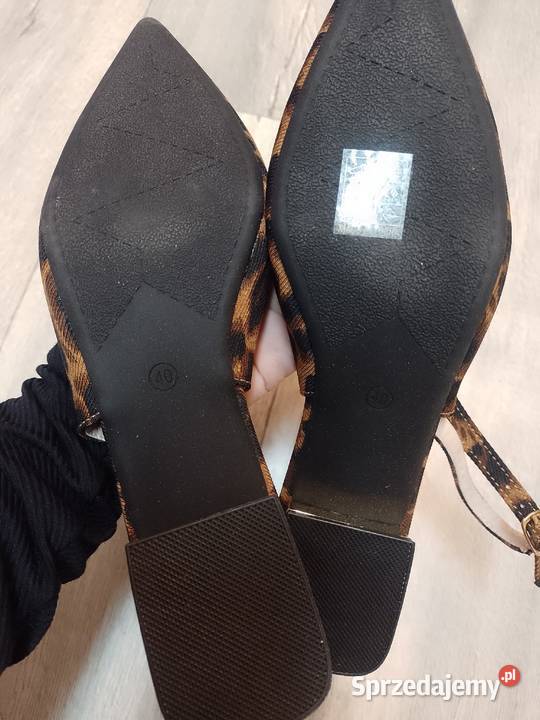 3940 Panterkowe baleriny wieczorowe z odkrytą tkanina małopolskie Kraków