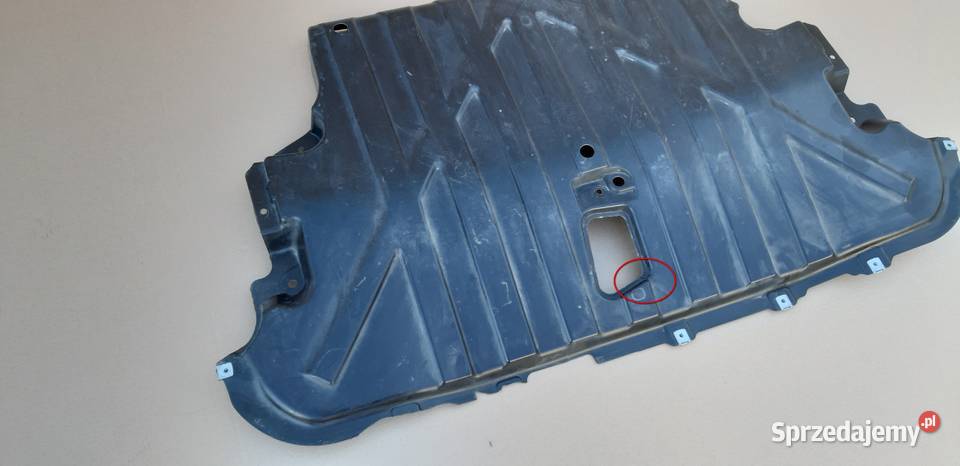 MERCEDES AKLASA W177 OSŁONA PŁYTA POD SILNIK Zderzaki Trzciel sprzedam