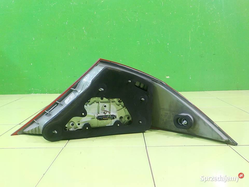 MERCEDES CLS W219 30 CDI 07r 5D lampa lewa tyl osobowe mazowieckie Suków