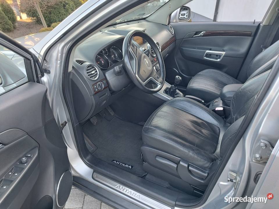 Opel Antara 20 150 4x4 FULL SKÓRY NAVI HAK pierwszy właściciel Radom