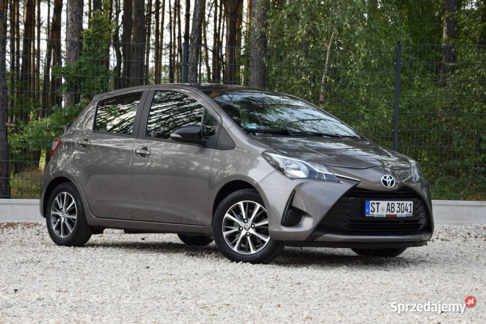 Toyota Yaris 15 VVTie 111 Kamera Serwis aluminiowe felgi mazowieckie Ostrów Mazowiecka