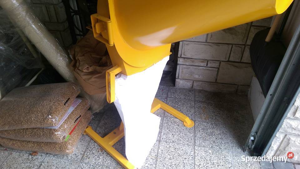 Młyn młotkowy bijakowy M 02 śrutownik nieuszkodzony Radom