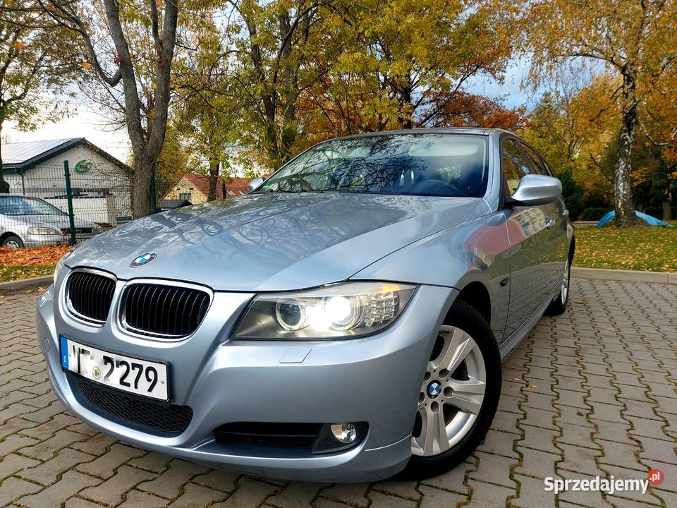 BMW Seria 3 20 Benzyna 2009 143 Ksenon Ringi ESP dolnośląskie Dzierżoniów