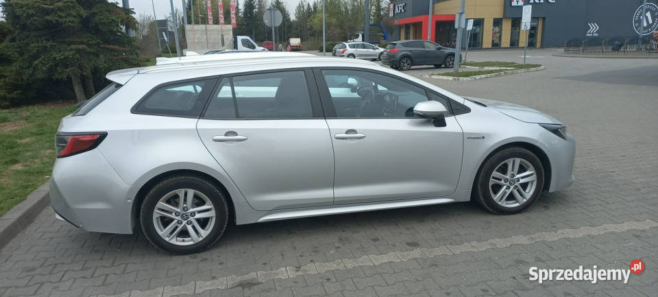 Toyota Corolla Rezerwacja ECVT 18 Hybryda FV23 pomorskie Gdańsk