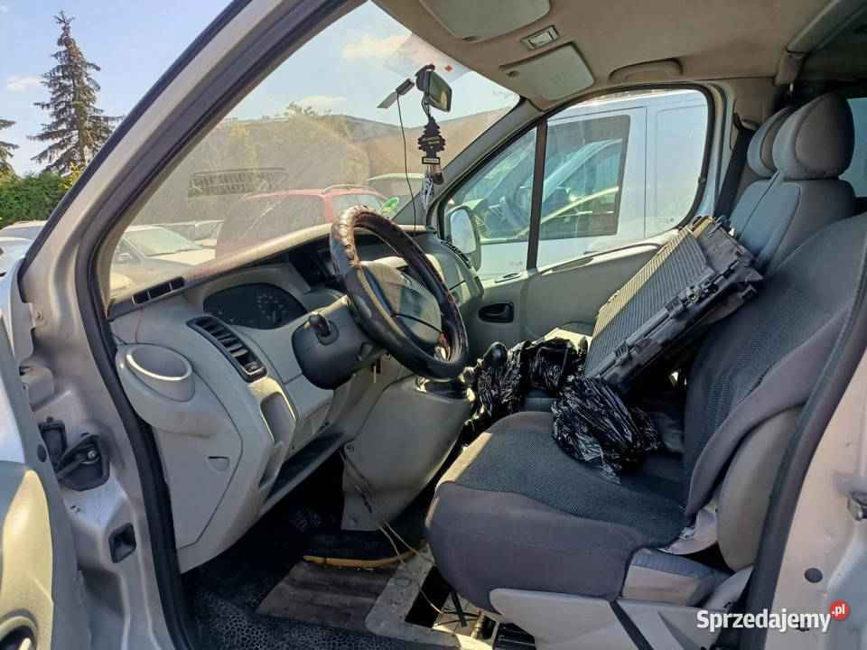 Renault Trafic Renault Trafic 25DCI 135 06r 6OS manualna Renault Tarnów