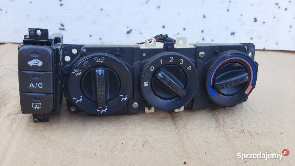 panel nawiewu klimatyzatyzacji Honda Civic VII