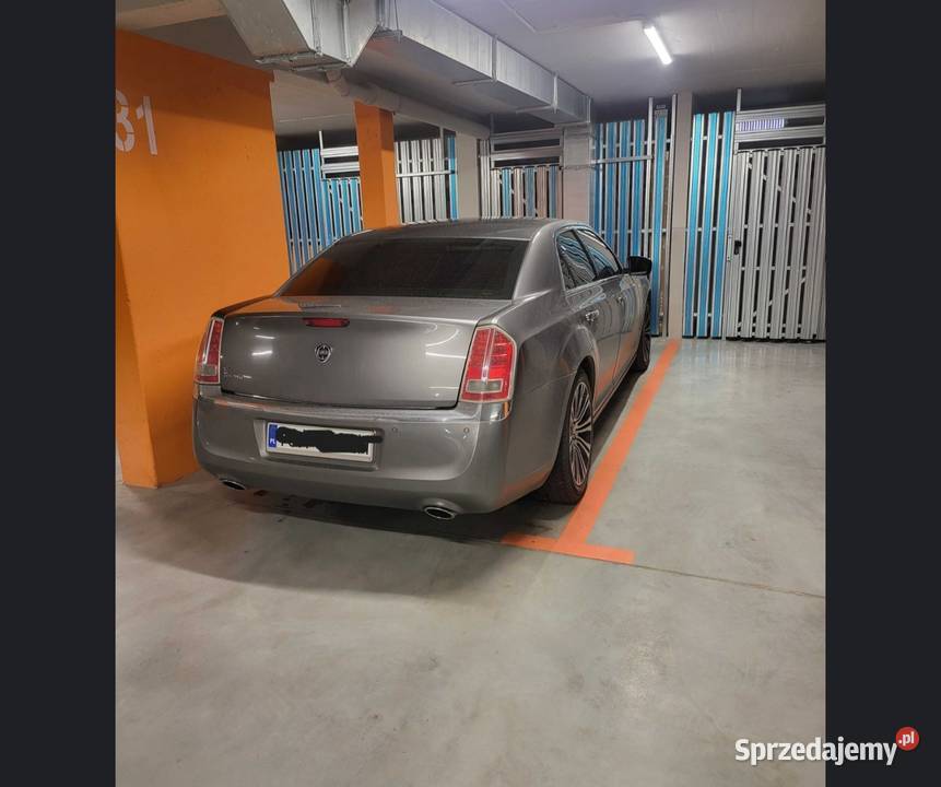 Lancia Thema PLATINIUM chrysler 300c mercedes Rok produkcji 2013
